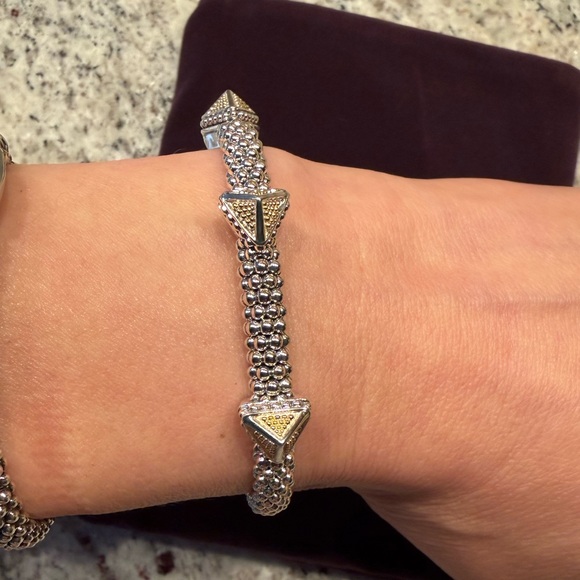 Three Station Pyramid Caviar Bracelet from Lagos | 6mm Size S+(6.5) - Picture 7 of 11